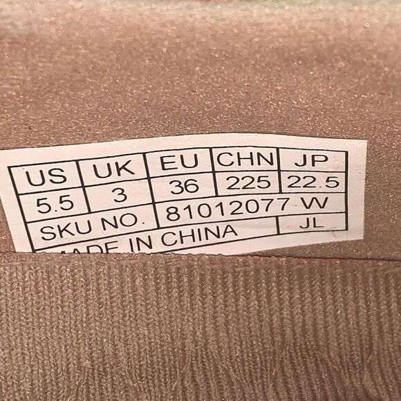 UIN Women’s 5.5 Slip On Shoes Canvas Comfortable Loafers Slip On "Butterfly" - Picture 6 of 11